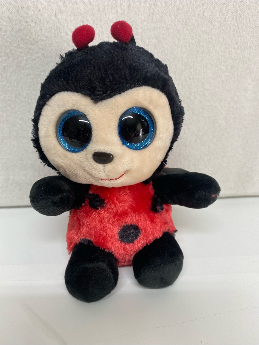 TY Silk Beanie Boos Izzy Ladtbug 6" Plush Glitter Blue Eyes Red Black Bug 2012